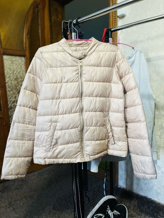 Куртка жіноча Cropp (L-XL)