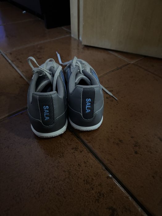 Sapatilhas Adidas de Futsal – Usadas 1 vez – Excelente estado