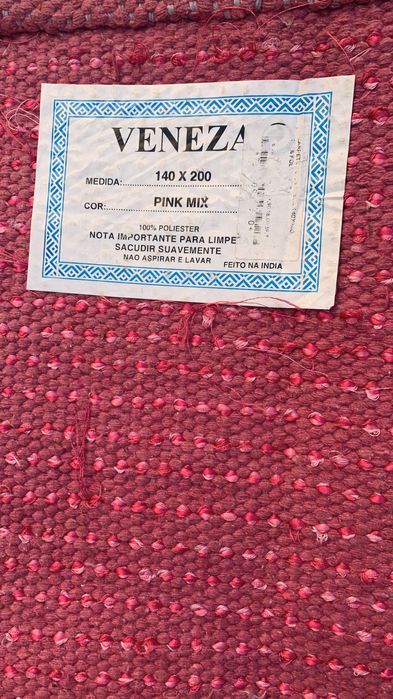 Tapete Veneza Cor de Rosa 140 X 200