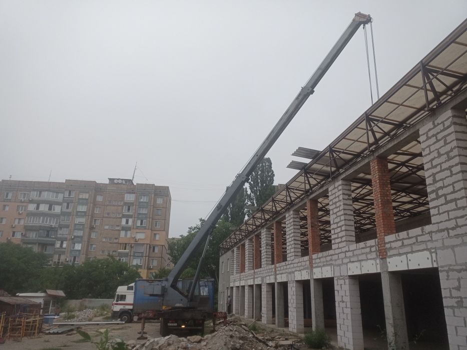 Послуги автокрана , завантаження, розвантаження, монтаж,демонтаж.