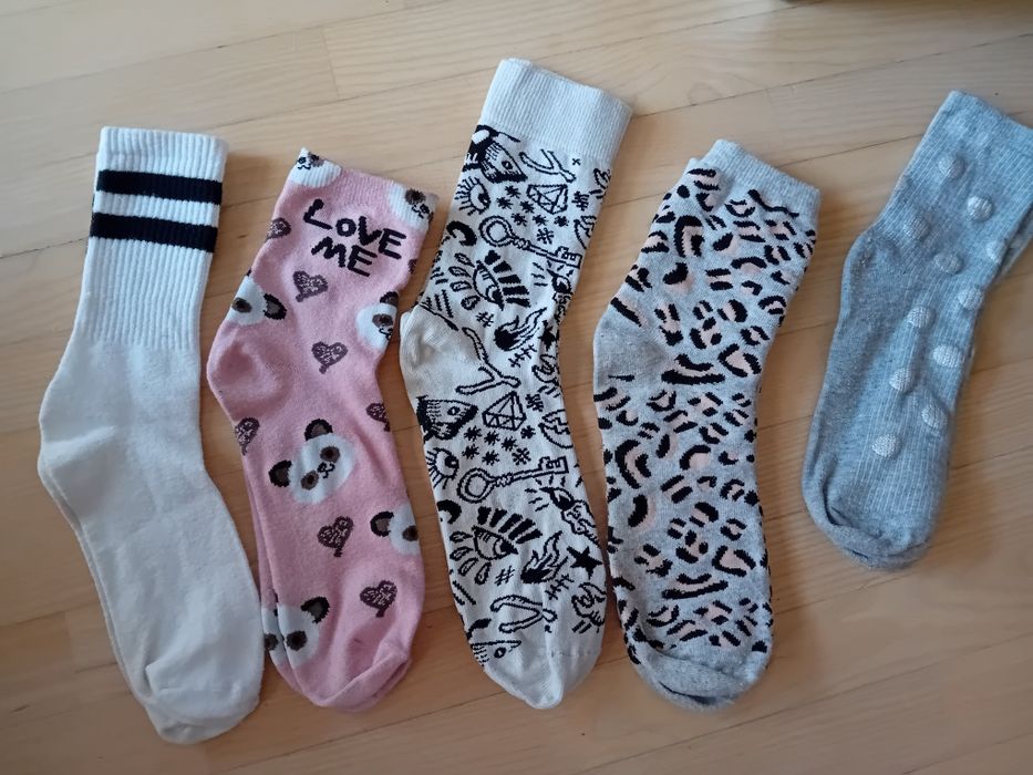 Zestaw skarpetek damskich dziewczęcych