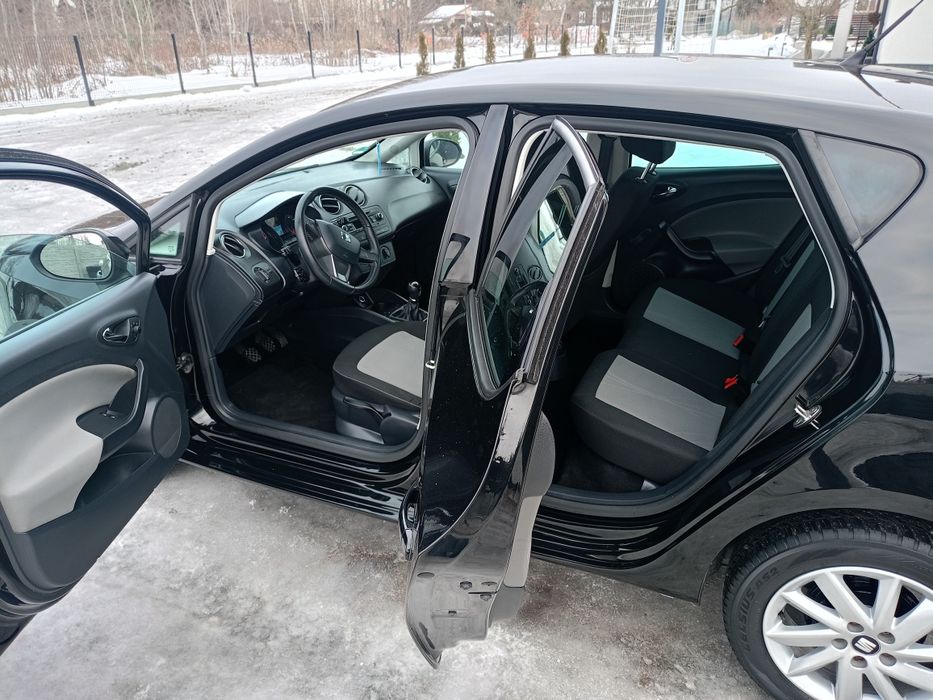 Seat Ibiza 1,4 MPI, 85 KM, Rok 2015, Rezerwacja,