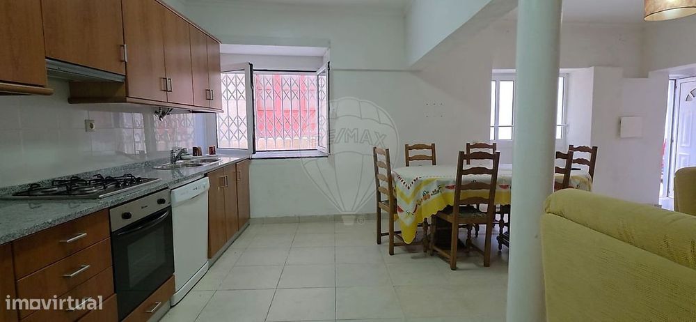 Moradia T2 para venda