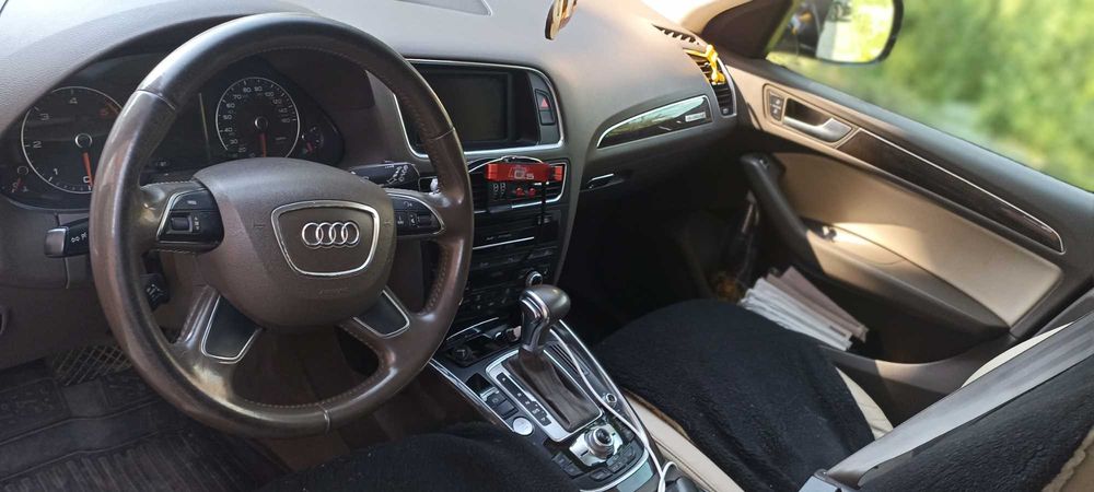 Продам ауді Q5 2014р 3.0 D