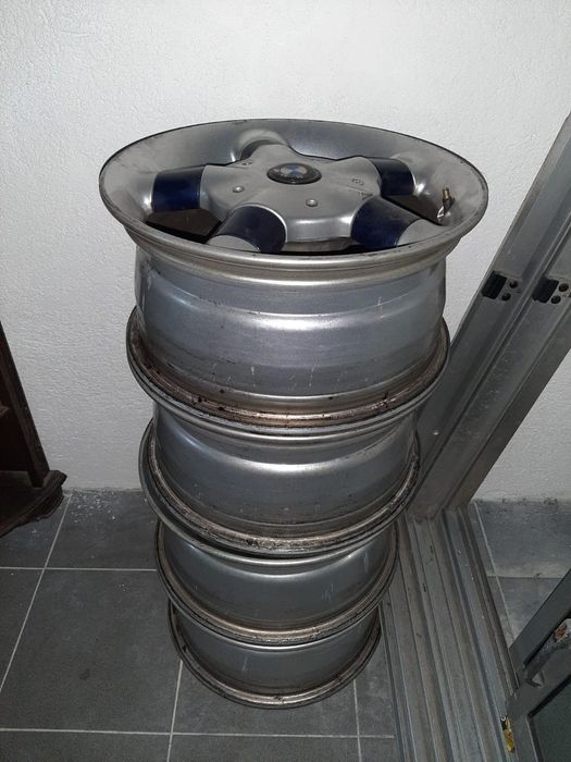 Jantes Momo (BMW) 5*120