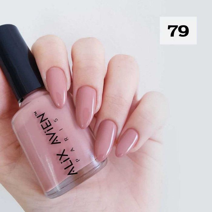 Лак для нігтів Alix Avien