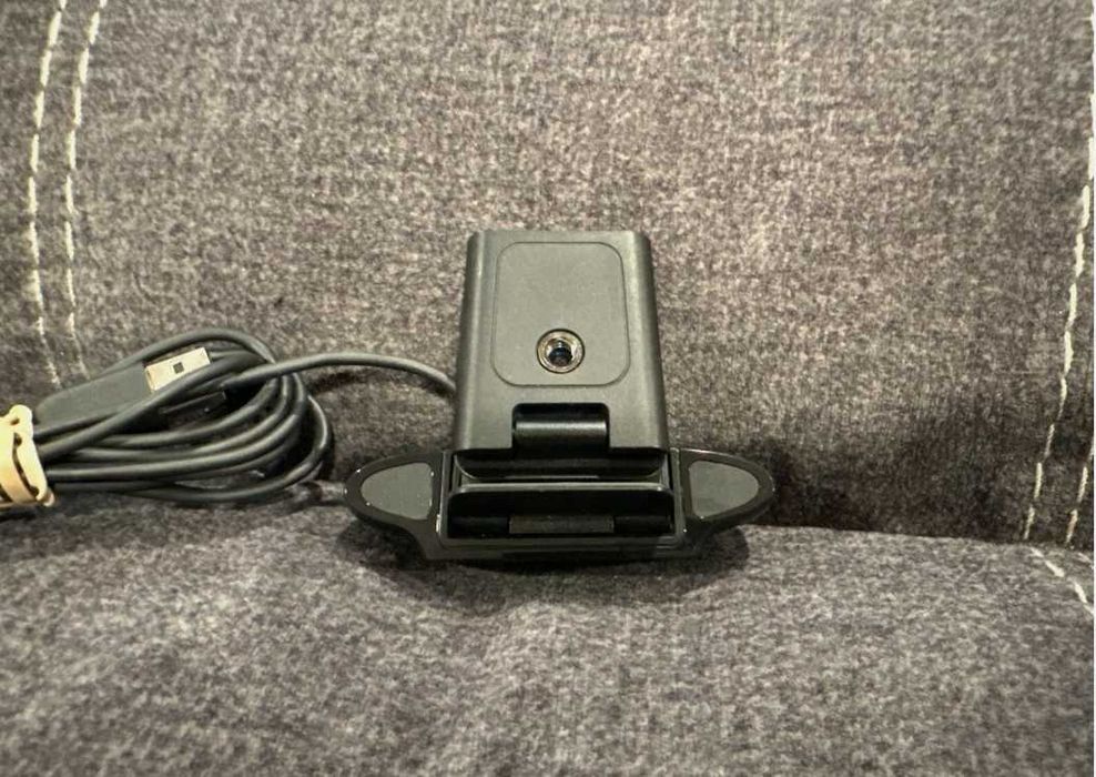 Продам вебкамеру Logitech c930e