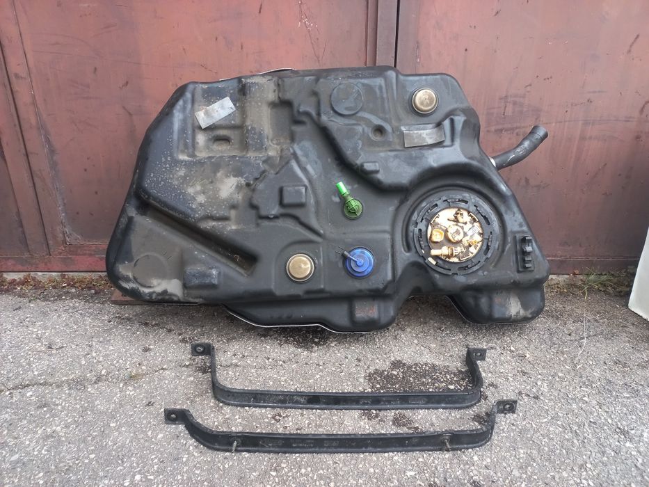 Zbiornik paliwa ford s-max mk2 2.0tdci galaxy mk4 2.0tdci E1G3-9K007-B