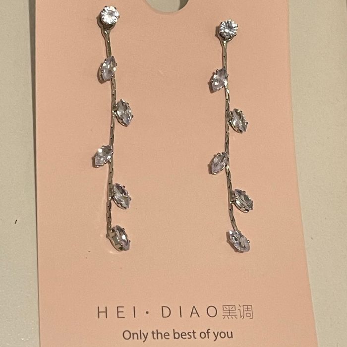 Brincos com pendurico