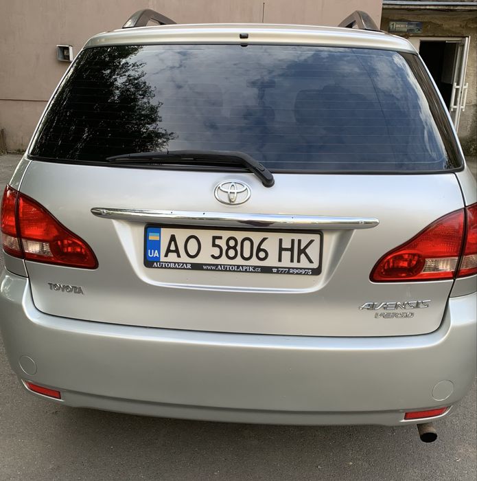Тойота Авенсіс Версо / Toyota Avensis Verso