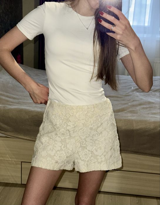Шорти молочні кружевні Topshop (S\M)