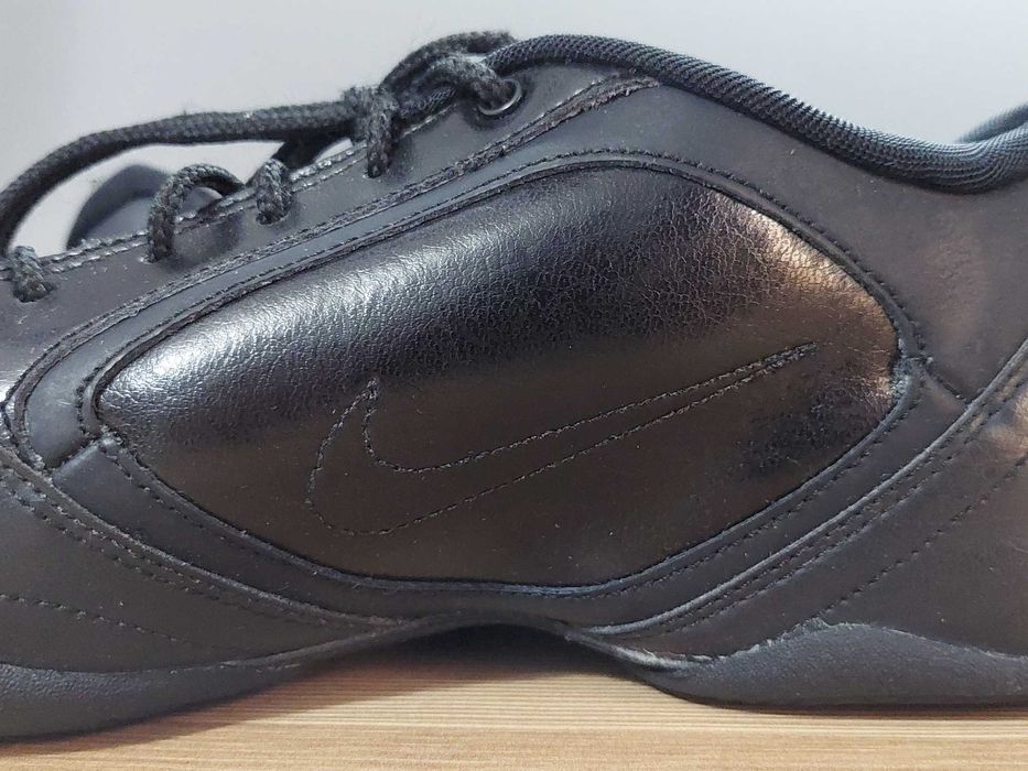 Sapatilhas / Ténis Nike N° 41 Nike preto com dourado Masculino