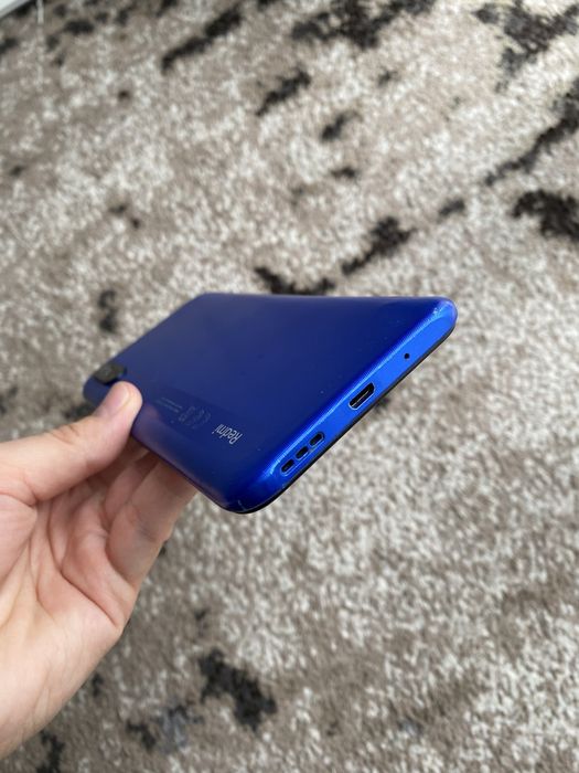 Смартфон Redmi у робочому стані