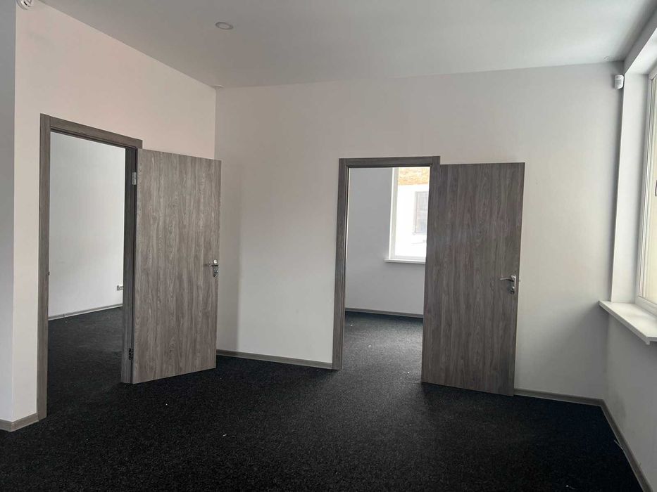 Здам коммерційне приміщення на Замості 3030