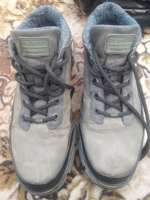 Продам ботинки зима осень 44р