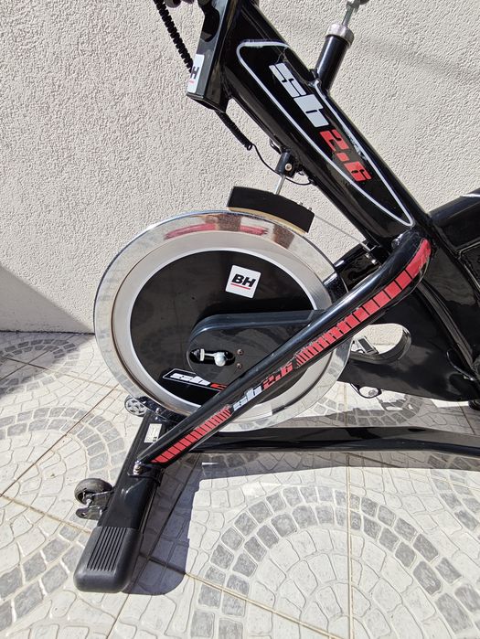 Bicicleta Spinning BH  SB2.6