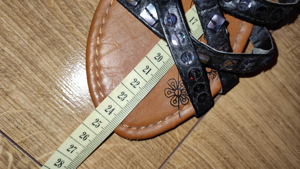 Sandały  roz 39 płaskie