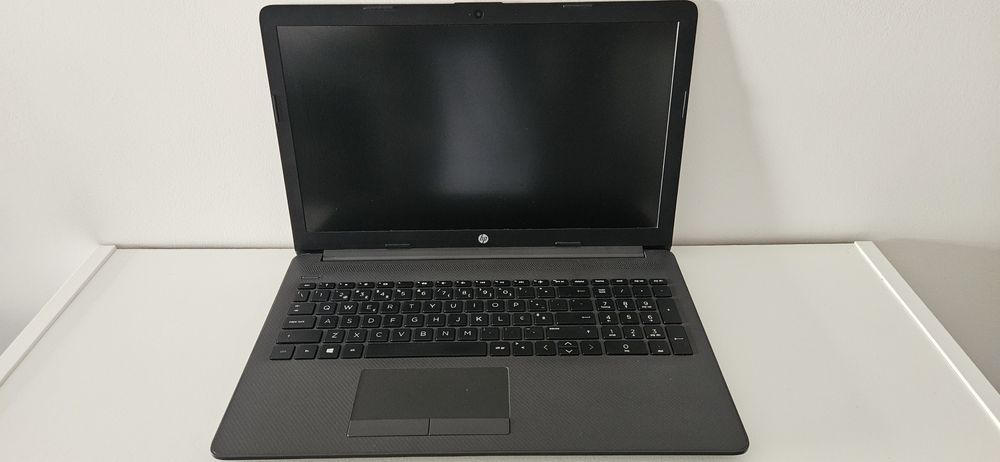 Portátil HP 250 G7 i5 | 16GB RAM | 256GB SSD