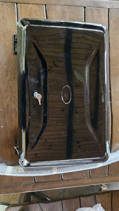 Багажник чемодан (цвет черный) LAND ROVER DEFENDER L 663 90 110 130