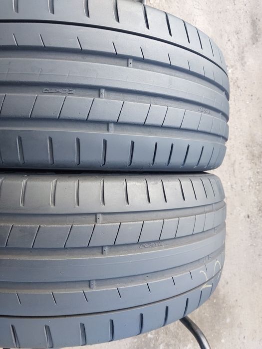 Opony 245.45.20 Kumho