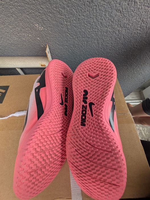 Футзалки Nike air zoom