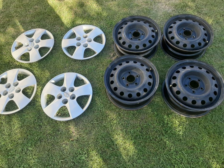Felgi Kia 15 5×114.3 oryginał +kołpaki