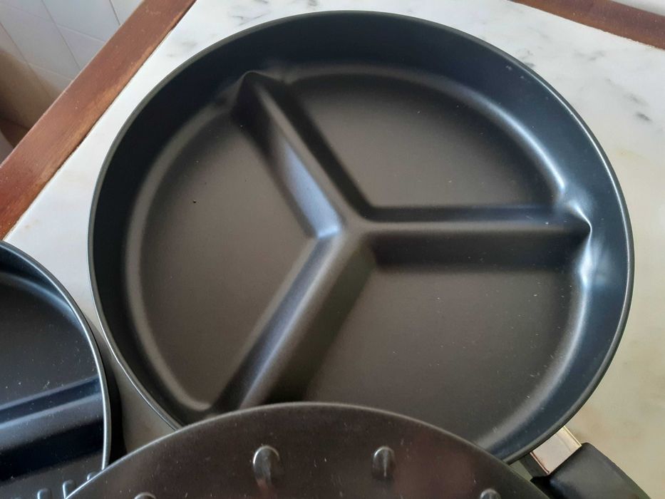 Conjunto 2 Frigideiras completamente NOVAS + tampa anti salpicos