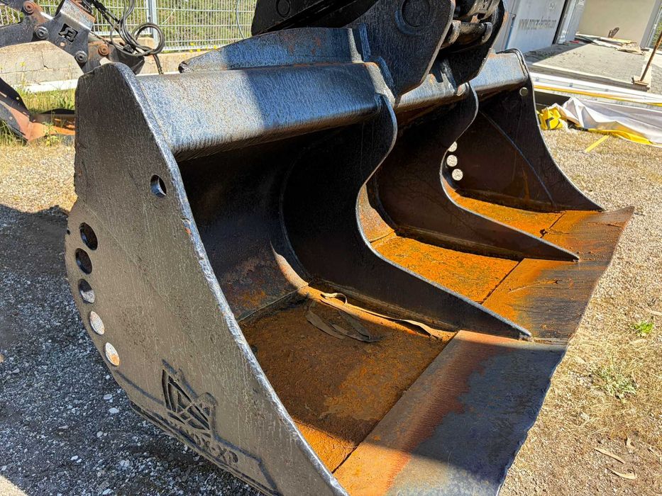 Balde de Limpeza Reforçado para Escavadora 2.10m