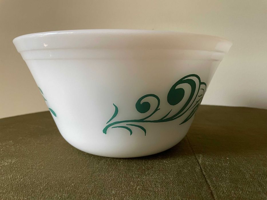 Conjunto de 5 taças, saladeiras em vidro