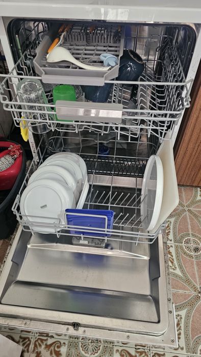 Máquina de Lavar Loiça MIDEA MFD60S210W