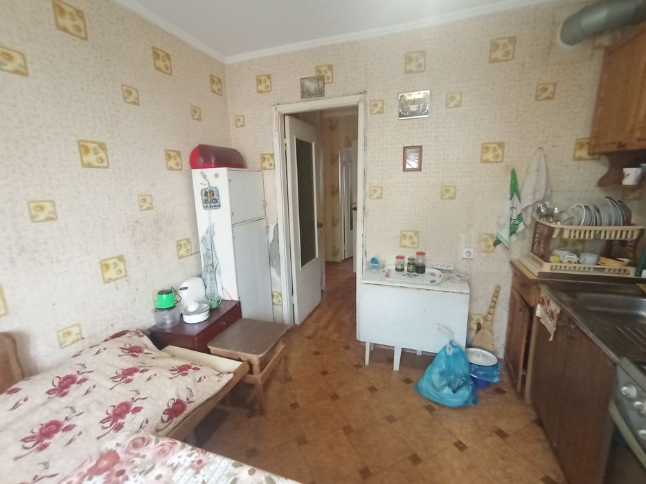 Предлагается 2 ком квартира  возле моря.