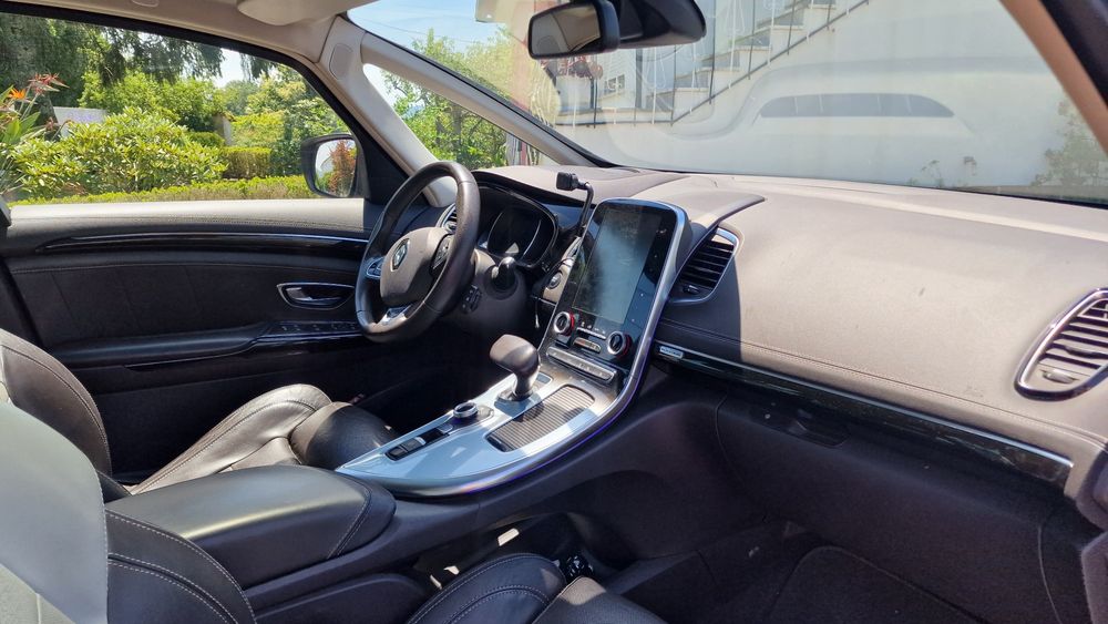 Renault Espace V Initiale Paris 1.6 dCi Bi-Turbo 160cv EDC – 7 Lugares – Full Extras