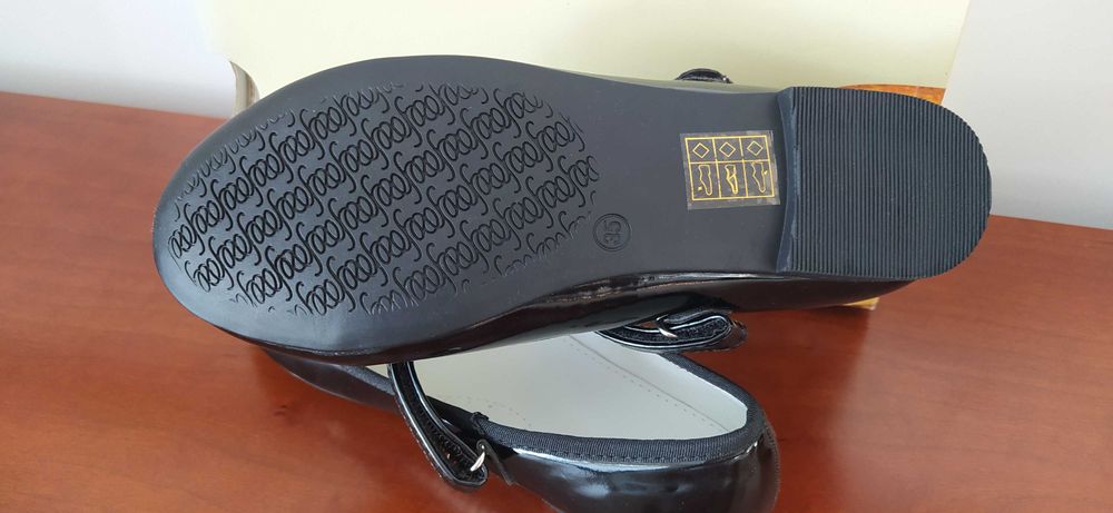 Sapatos menina - NOVOS