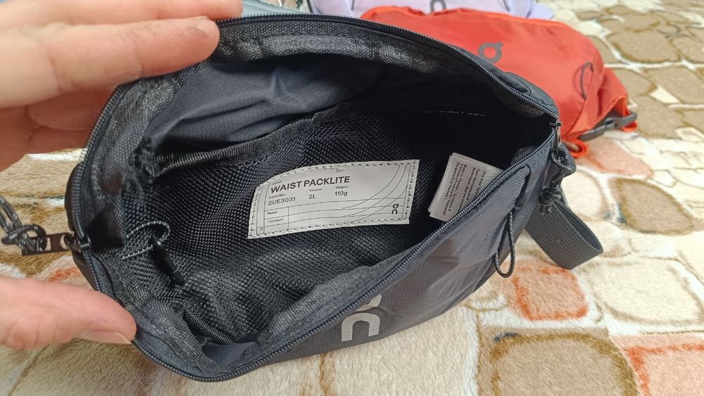 Сумка на пояс On Waist Packlite 2L бананка он дейпак osprey nike