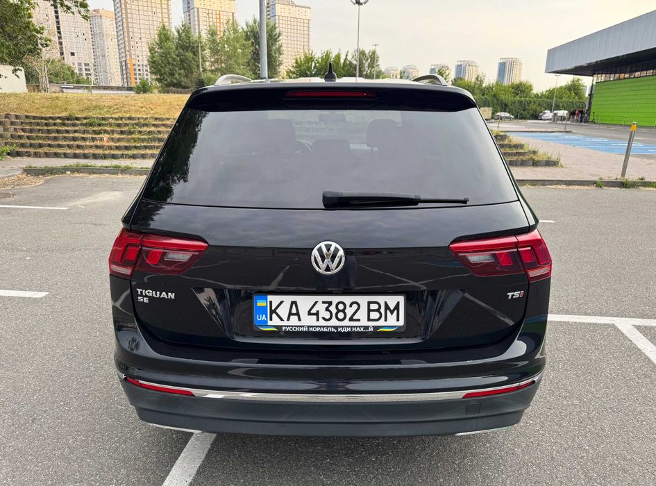 Volkswagen Tiguan 2018 2.0 чудовий стан