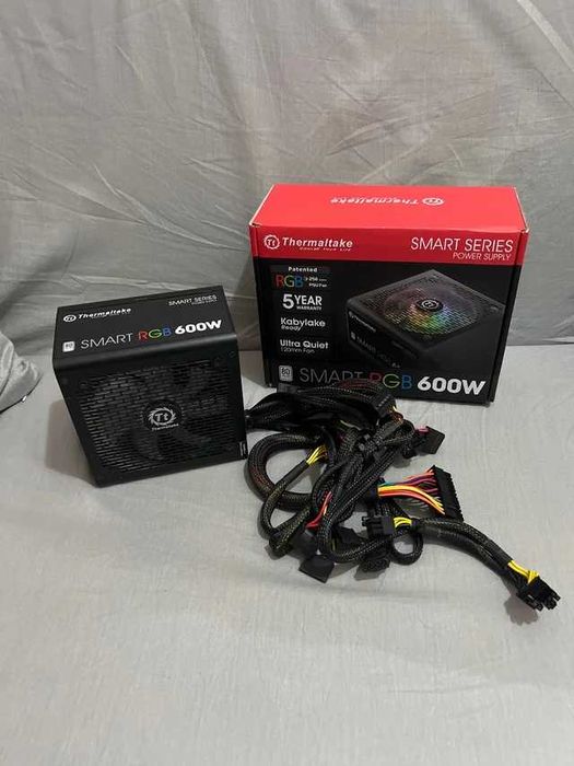 Fonte Thermaltake SMART RGB 600W