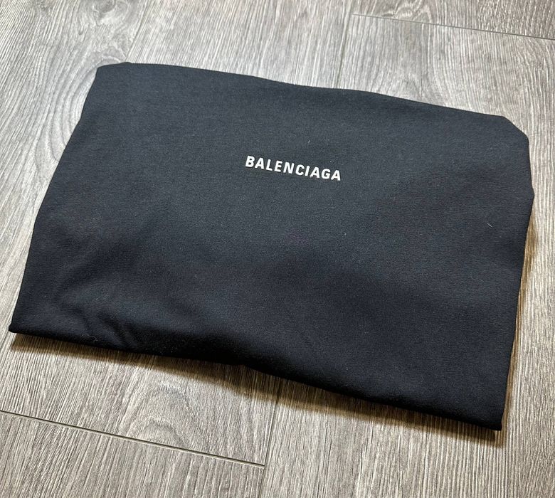 Футболка Balenciaga