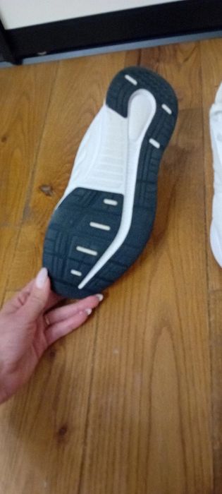 Кросівки  Adidas розмір 42