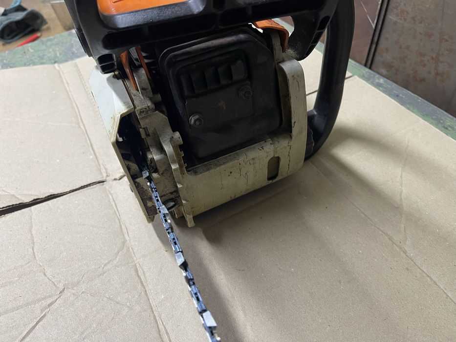 Продам бензопилу Stihl ms180