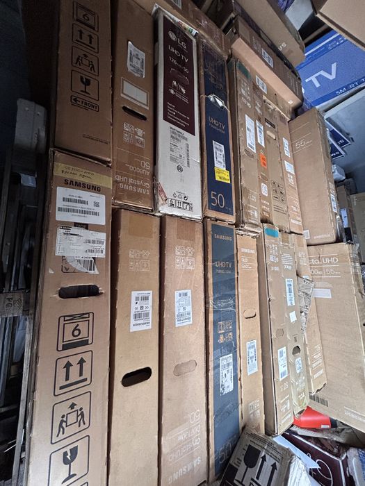 Корпус, Динаміки, задня кришка, передня рамка, коробка ТВ