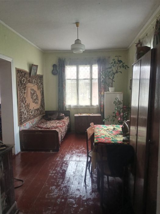 Продаєтья будинок у селі Коршів на Коломийщині