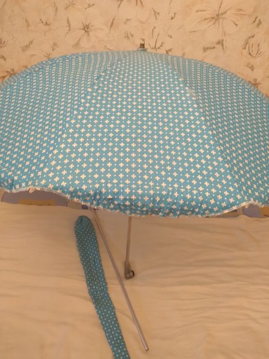 Продам качественный пляжный зонт