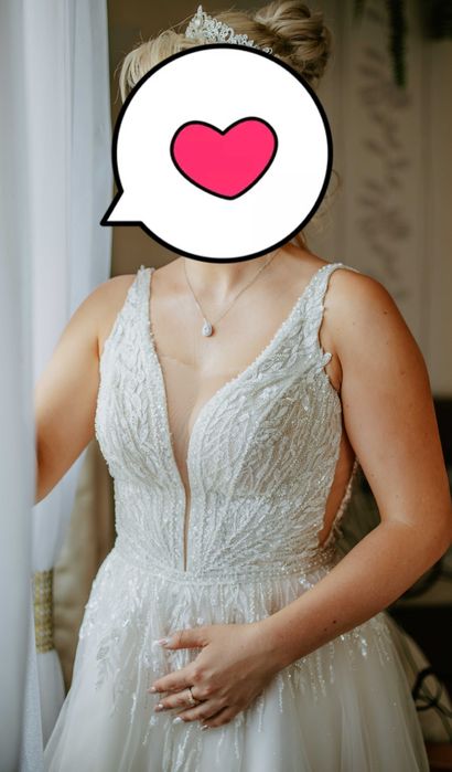 Suknia ślubna z koralikami