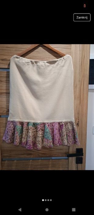 Spódnica dzianinowe z falbaną