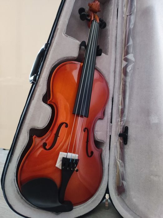 Акція Скрипка 4/4 Нова в футляре