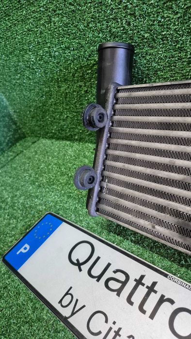 Intercooler Original Audi Volkswagen 1.8T 1.9 TDI Ref. 058.145805A em excelente estado