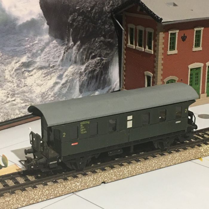 Wagonik Marklin pasażersji w skali H0