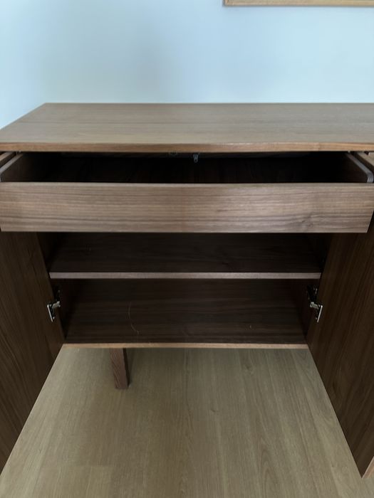 aparador Stochkolm Ikea