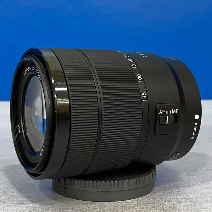 Sony E 18-135mm f/3.5-5.6 OSS | NOVA | 3 ANOS DE GARANTIA