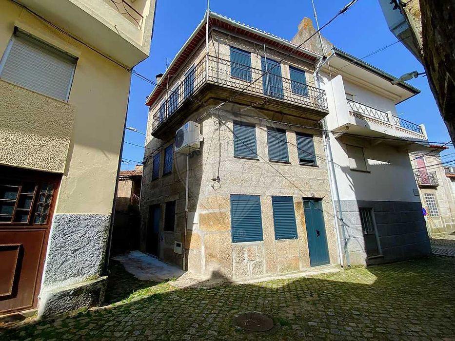Casa em pedra reconstruída